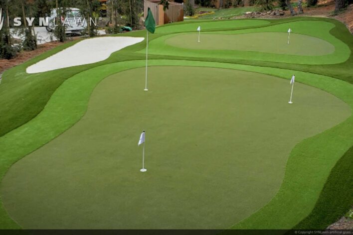 image of SYNLawn Windsor CA golf artificial grass for putting greens with slopes